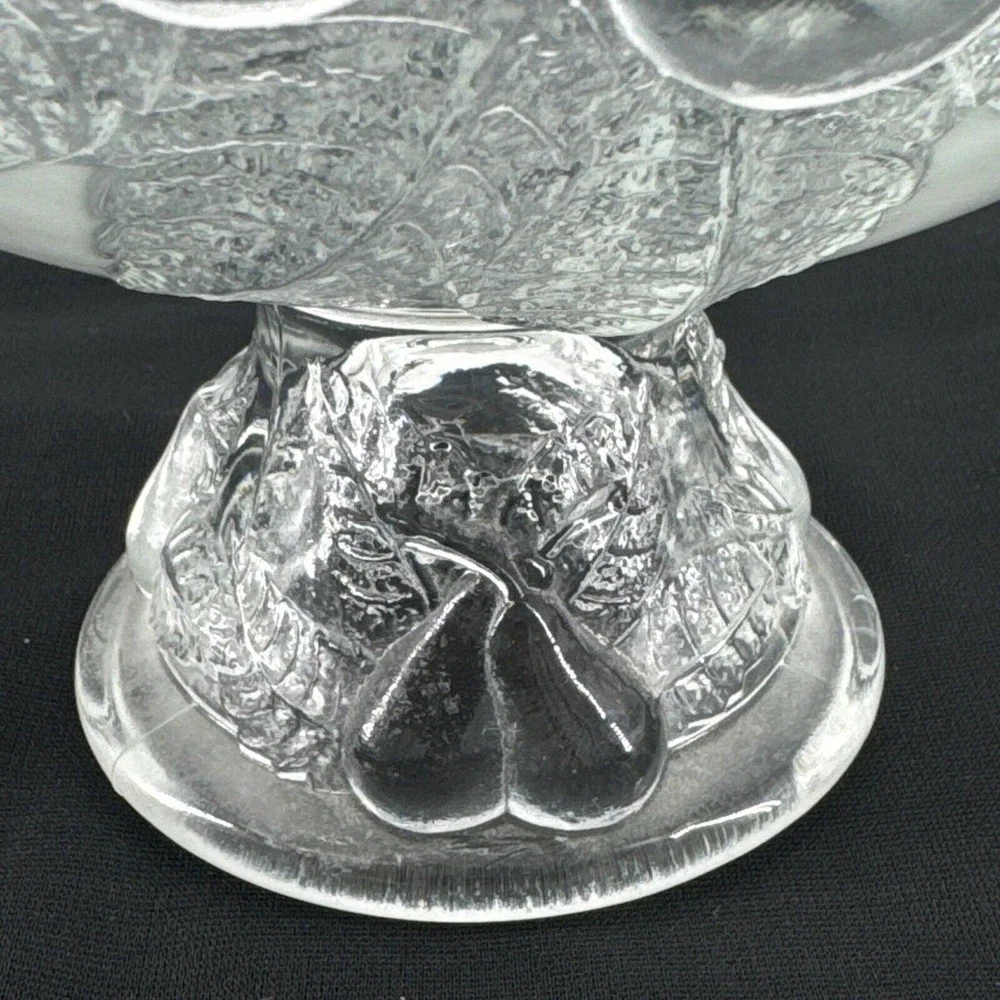Pedestal Fruit Bowl Pear Leaf Design Vintage 80s Teleflora‎ Pressed Glass 7.5